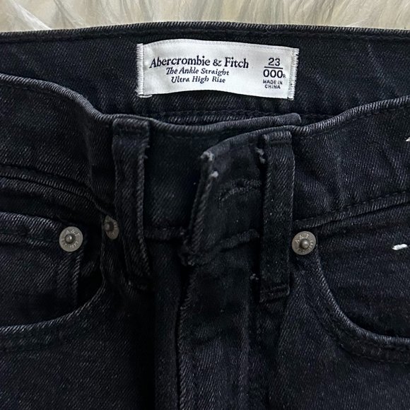 High rise Abercrombie ankle jeans - Picture 3 of 3